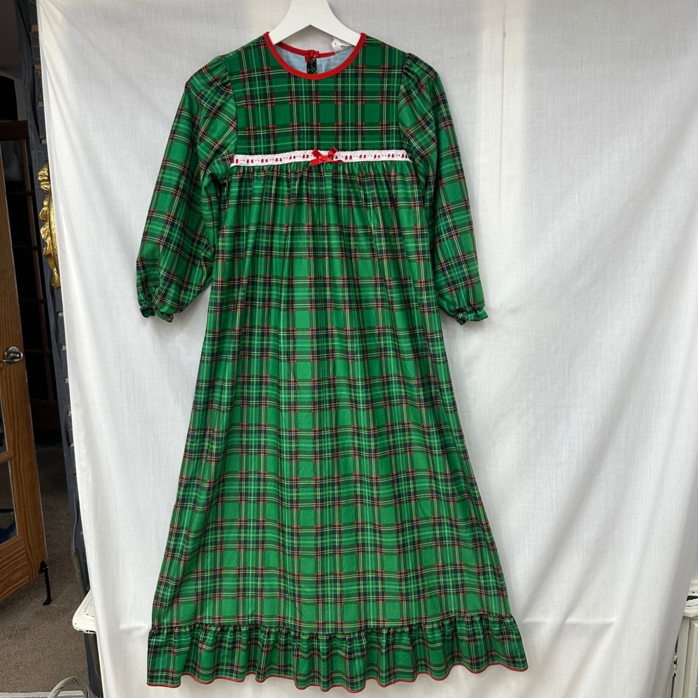 Laura Dare Plaid Nightgown Kids Size 14 Green Excellent Holiday Sleep Dress